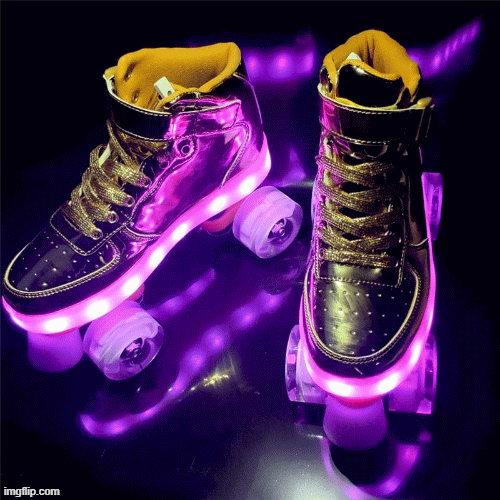 Shiny Roller Skates with Lights for Skating Arenas and Parties Gold
